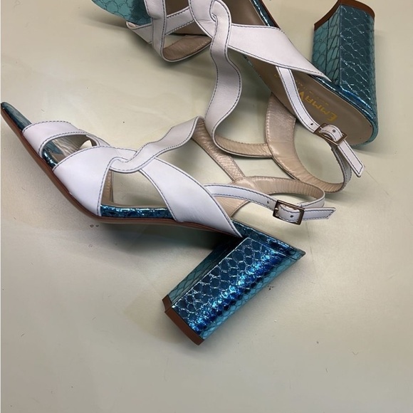 EMMA VIANI MADE IN ITALY METALIC LEATHER White and Blue Women's Heels - Picture 10 of 10